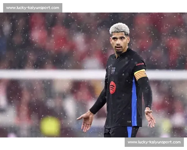 巴萨筹钱遇阻：费尔明阿劳霍铁心留队，拉波尔塔面临重建十字路口