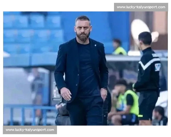 桑普戏剧性保级留意乙，德罗西执教进入实质性谈判