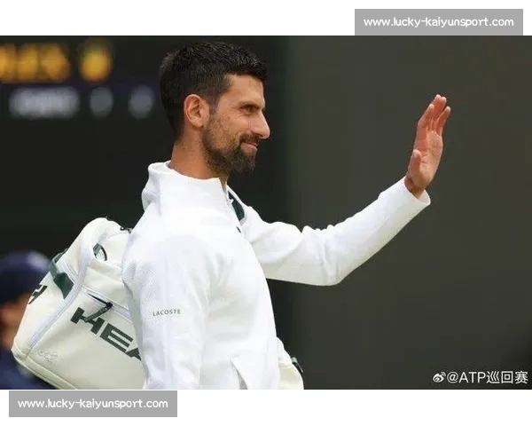 德约科维奇盛赞费德勒优雅天赋,坦言自身优势在于全面性与韧性 德约科维奇盛赞费德勒优雅天赋,坦言自身优势在于全面性与韧性